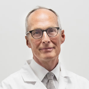 Dr. Rolando Füstös